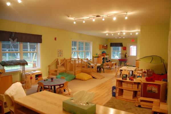 The Little Schoolhouse on Maine