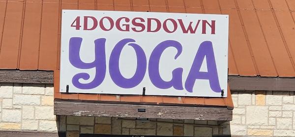 4dogsdown Art & Yoga