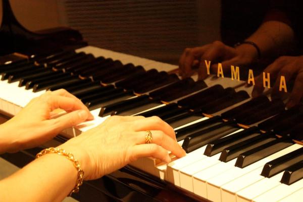Access Piano Lessons