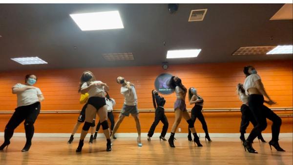 YG Dance Studio