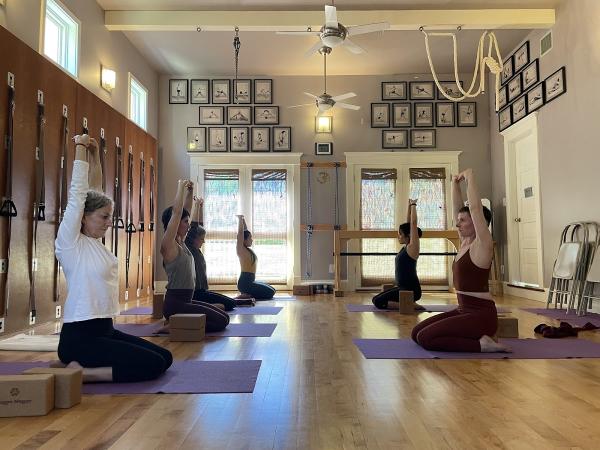 Alcove Yoga
