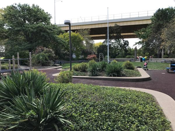 Sawyer Point Pickleball & Tennis Courts