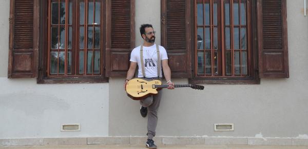 Guitar Lessons/Guitar Teacher Assaf Kehati