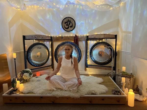 Kundalini Yoga by Happy Go Yogi